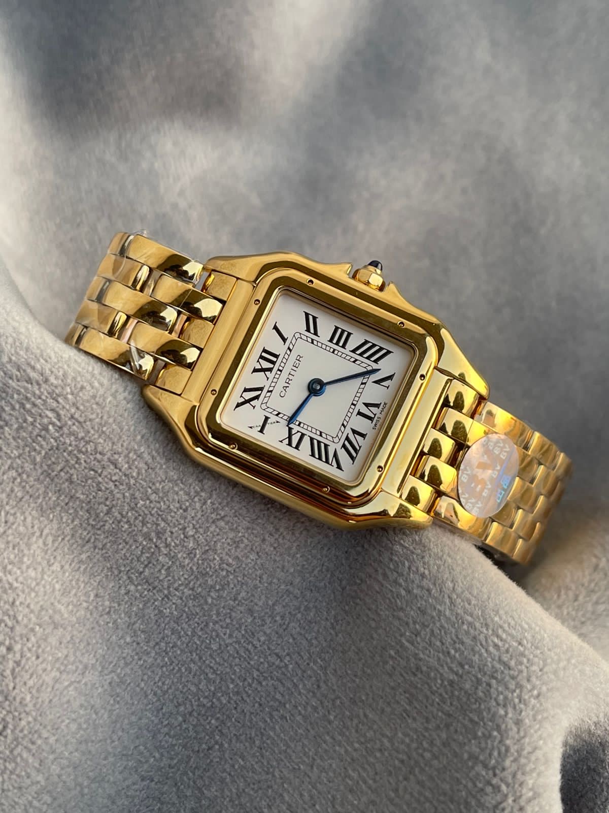 Cartier watch 27 mm